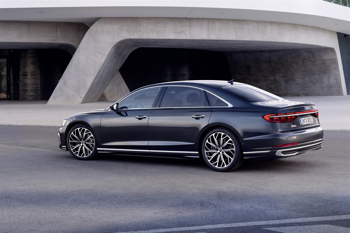 Nuova Audi A8: Come Cambia Con Il Restyling, Gamma Motori E Design | Allaguida