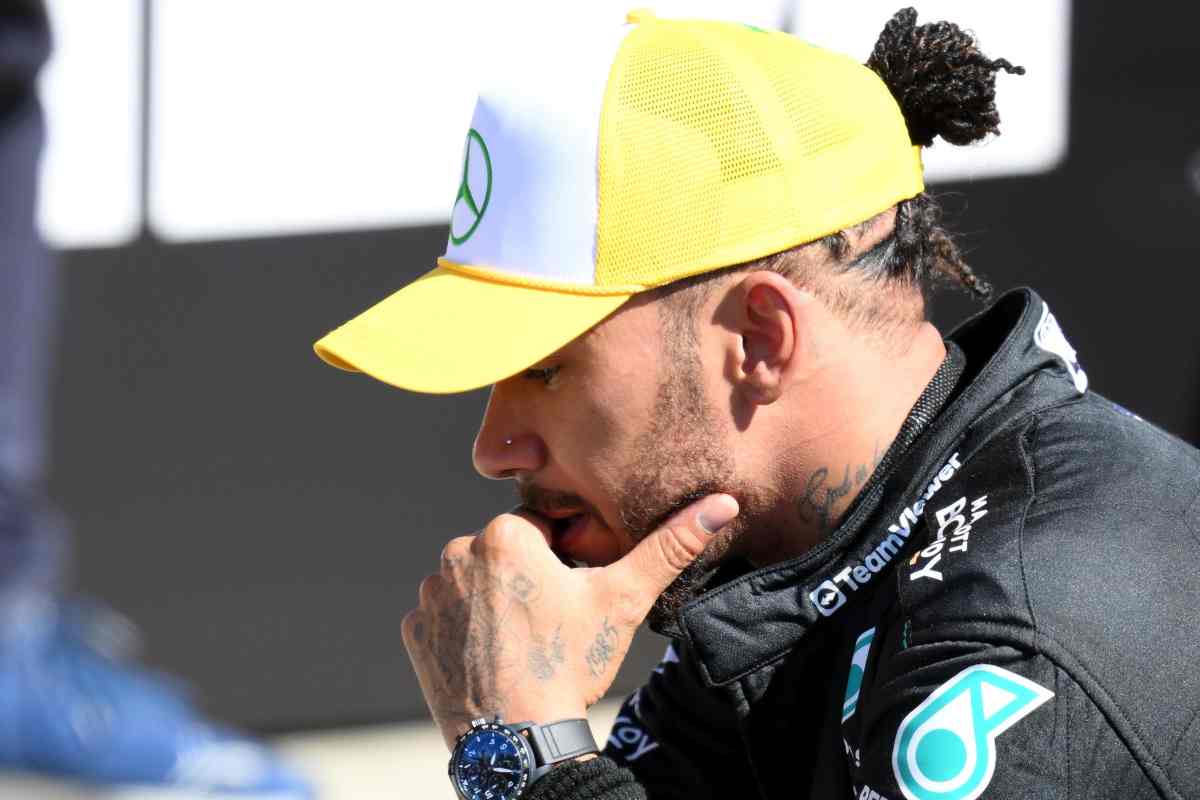 Hamilton vince a Silverstone: trionfo speciale