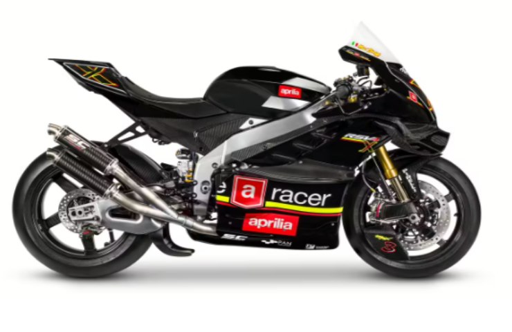 Aprilia RSV4 X ex3ma prezzo e caratteristico dell'ultimo gioiello di Noale