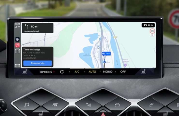 Google Maps in auto