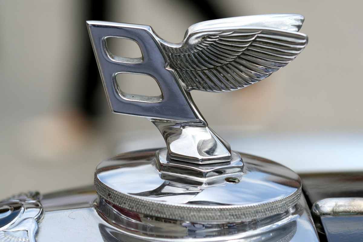 Bentley prima elettrica debutto