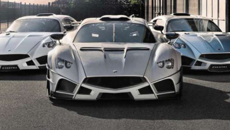 Tre modelli di Mazzanti Evantra