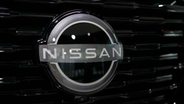 Logo Nissan