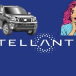 Il logo Stellantis, in alto a sinistra il disegno di un SUV e in alto a destra il disegno di una donna stupita