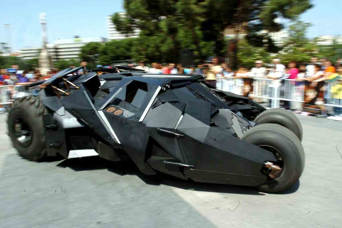 Batmobile in corsa