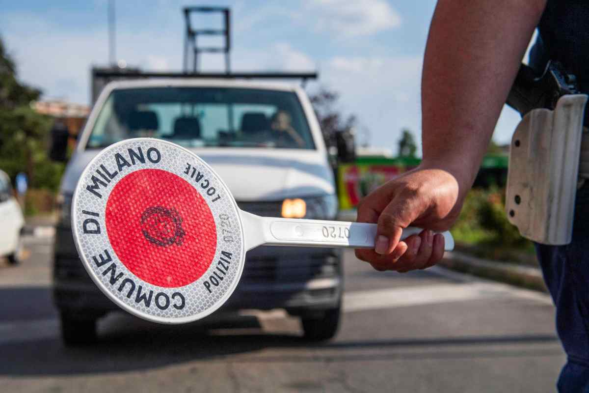 Polizia municipale ferma i trasgressori