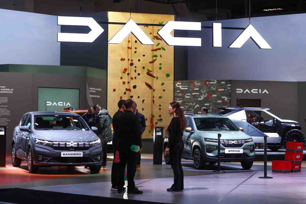 Dacia Sandero a 7.500 euro completa di tutto: come averla a questo prezzo incredibile