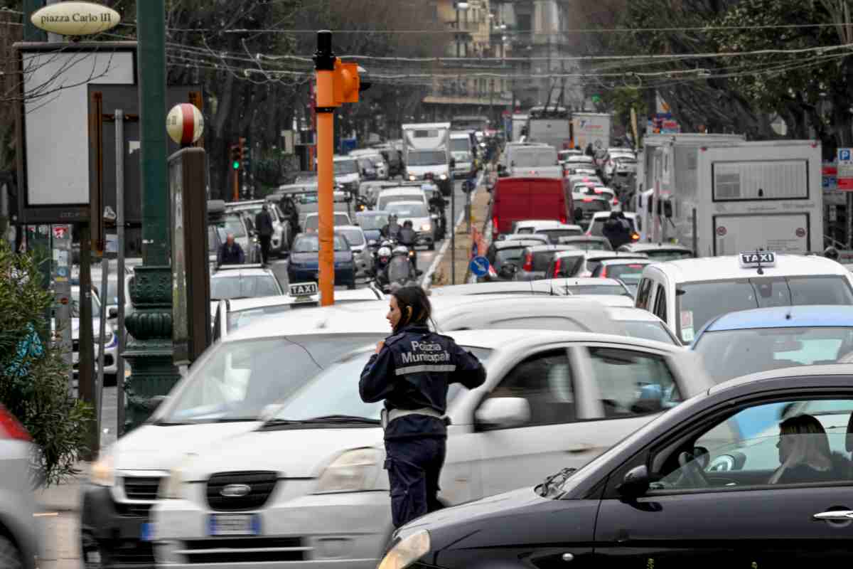 traffico a napoli