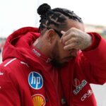 Lewis Hamilton con i colori Ferrari