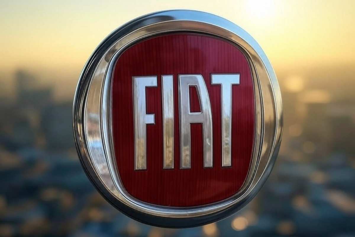 La FIAT nata per fare a pezzi Dacia: allarme spoiler, il costruttore rumeno l'ha fatta a pezzi