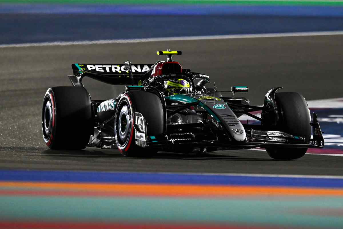 Hamilton a sorpresa svela il suo punto debole: si è palesato ora che è in Ferrari