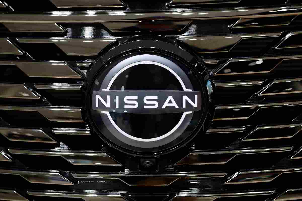 nissan logo 