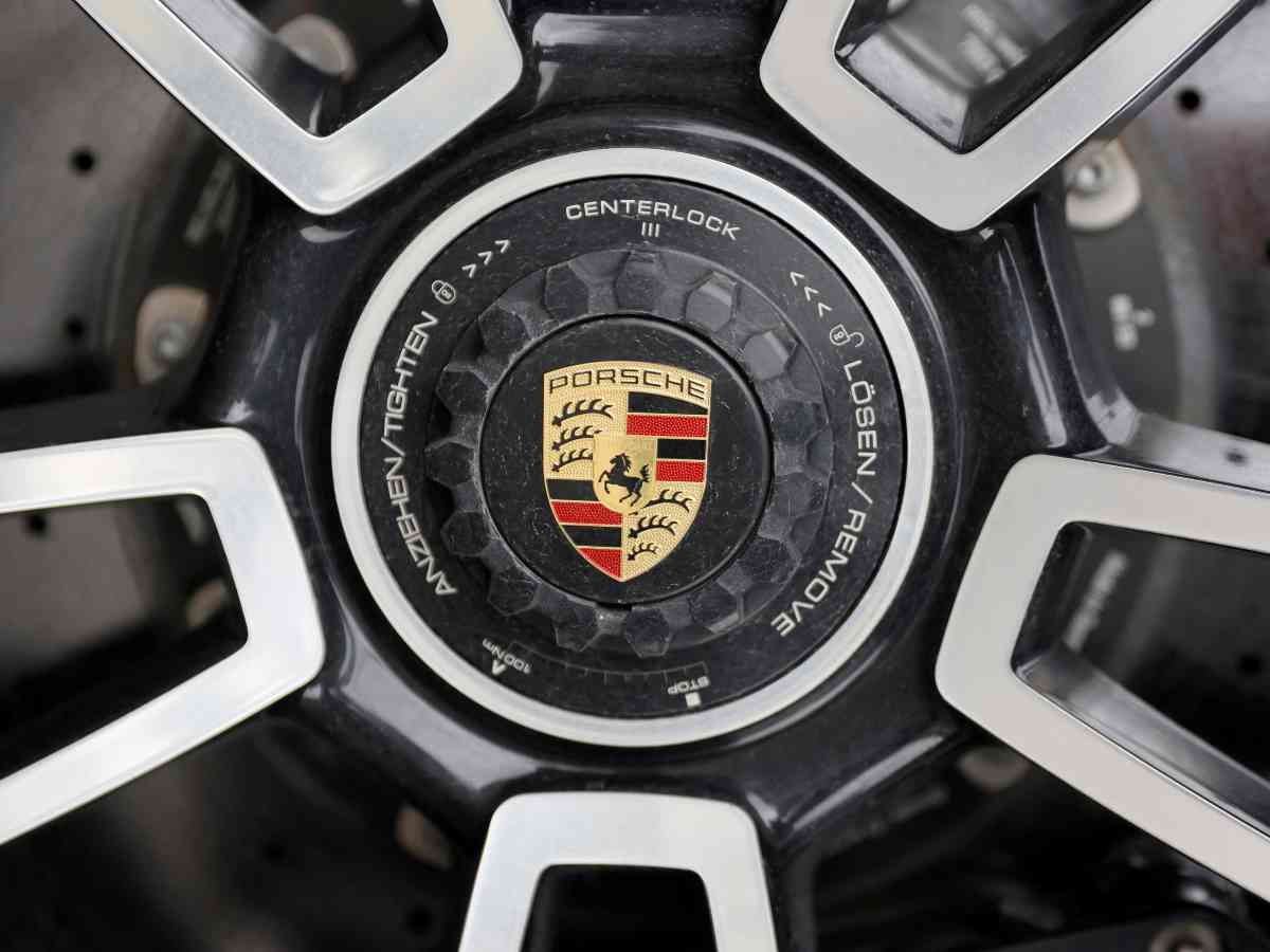 Porsche ruota