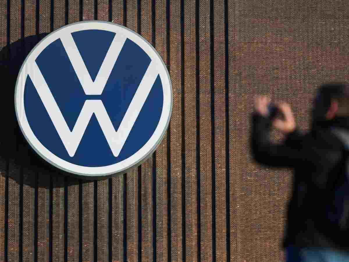 Volkswagen "abbandona" le auto: il nuovo business che vale milioni di euro